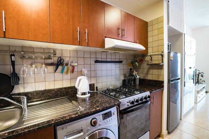 Studio Apartment - Skycourts Дубай Экстерьер фото