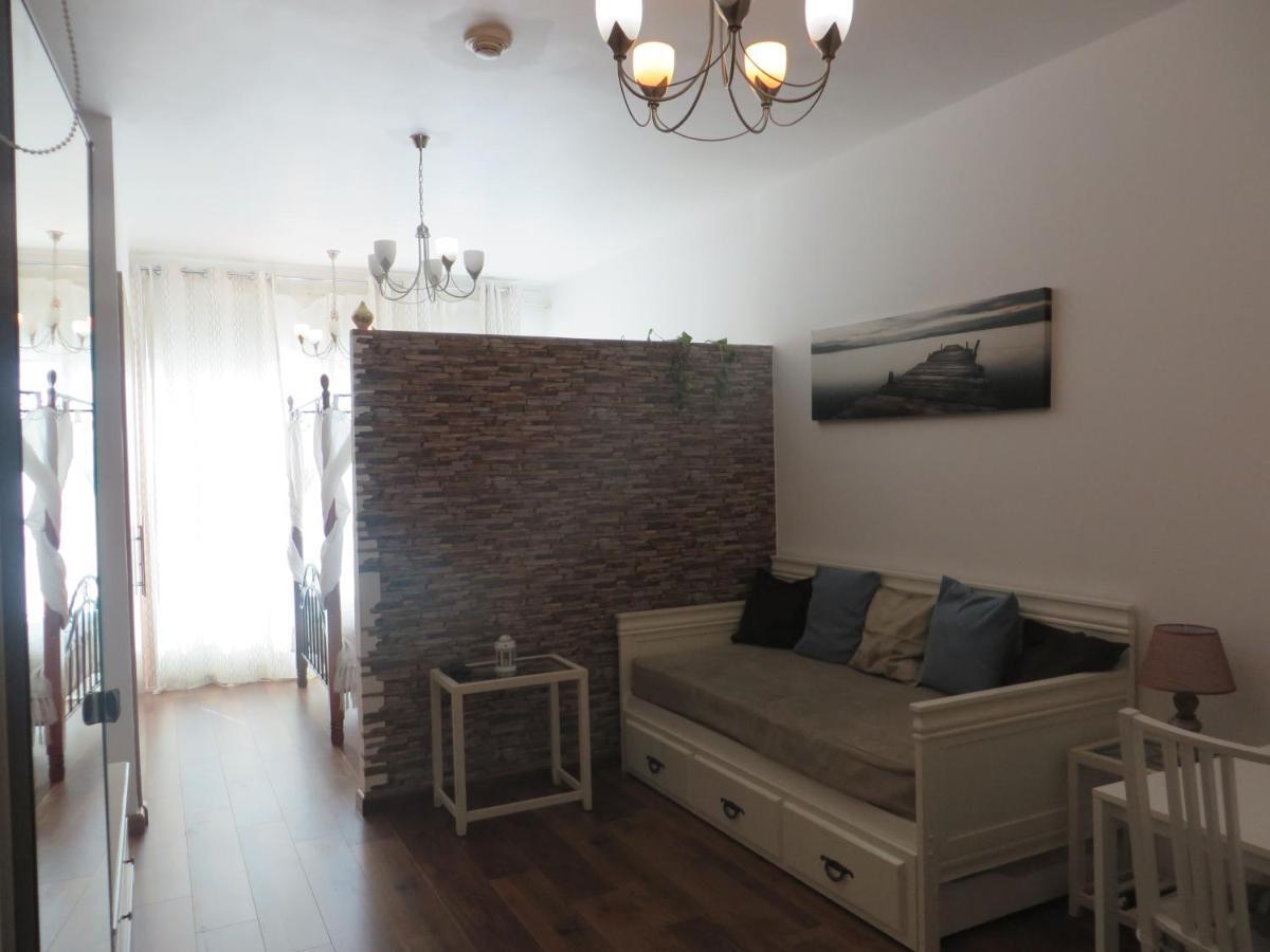 Studio Apartment - Skycourts Дубай Экстерьер фото