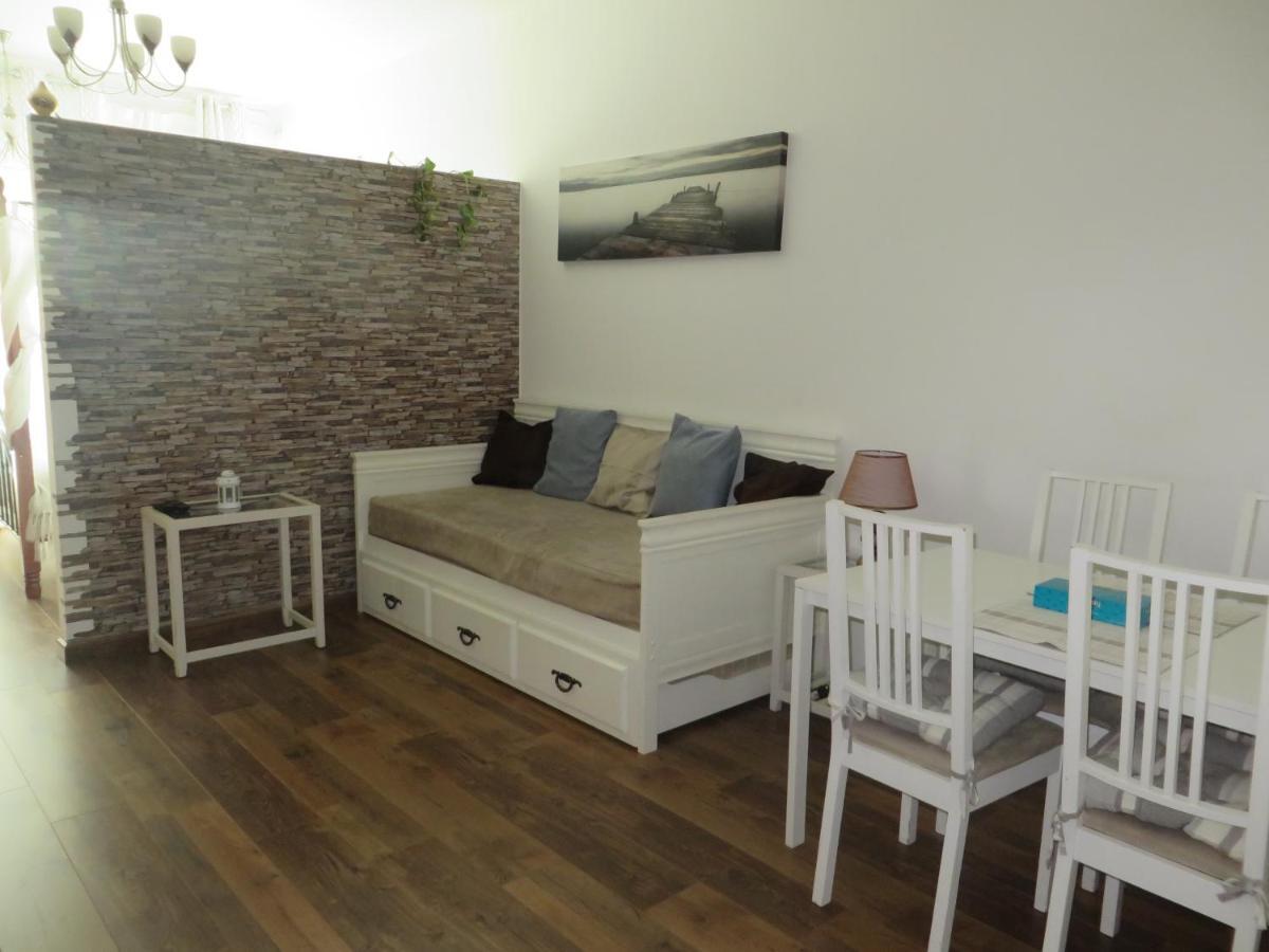 Studio Apartment - Skycourts Дубай Экстерьер фото
